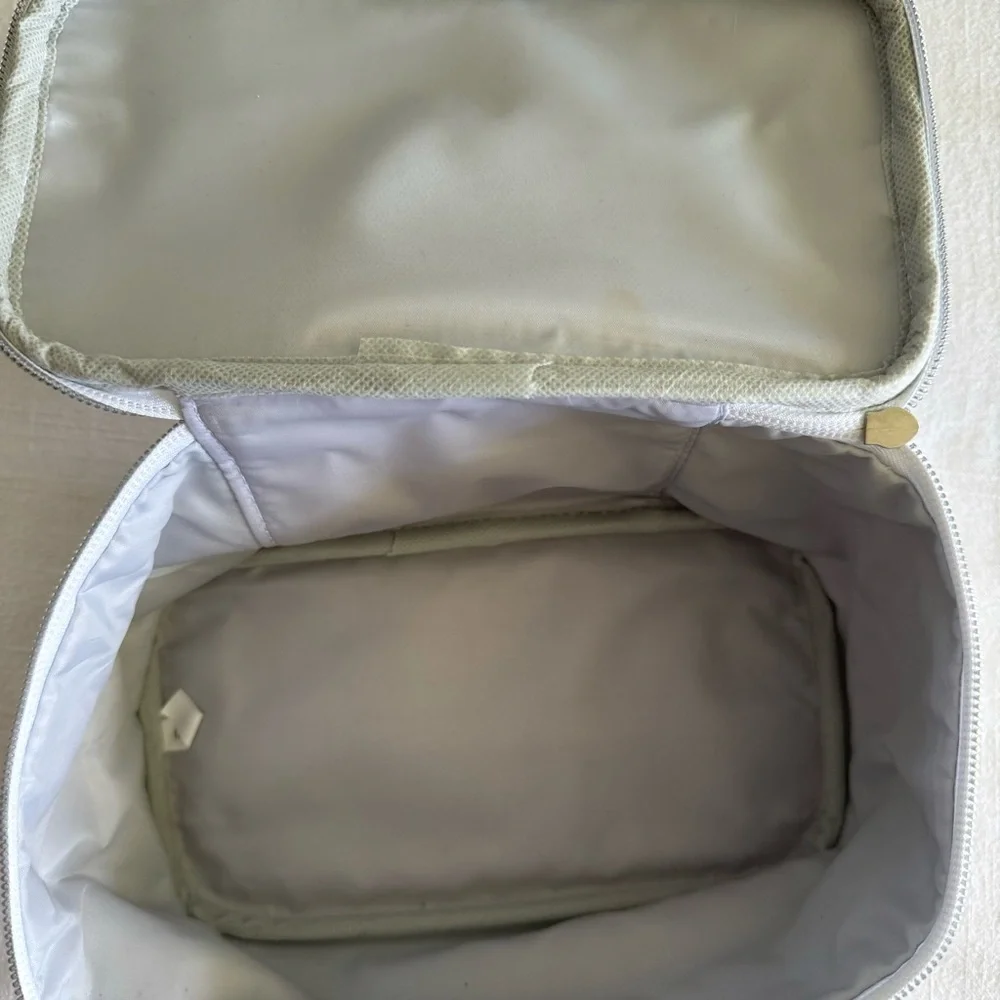 MONAT cosmetic bags